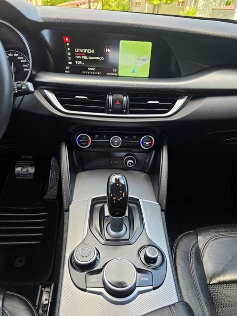 STELVIO 2.2JTDm AUTOMATIK-NAVI-ADP.TEMPO-PDC-SERVIS V+M-1VL-POTVRDA Km, fotografija 20