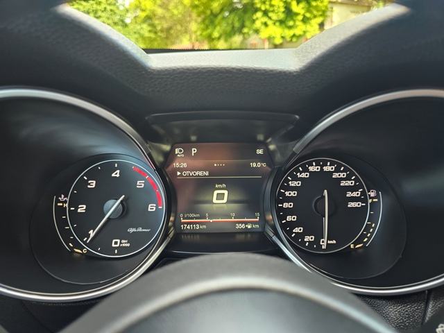 STELVIO 2.2JTDm AUTOMATIK-NAVI-ADP.TEMPO-PDC-SERVIS V+M-1VL-POTVRDA Km, fotografija 18