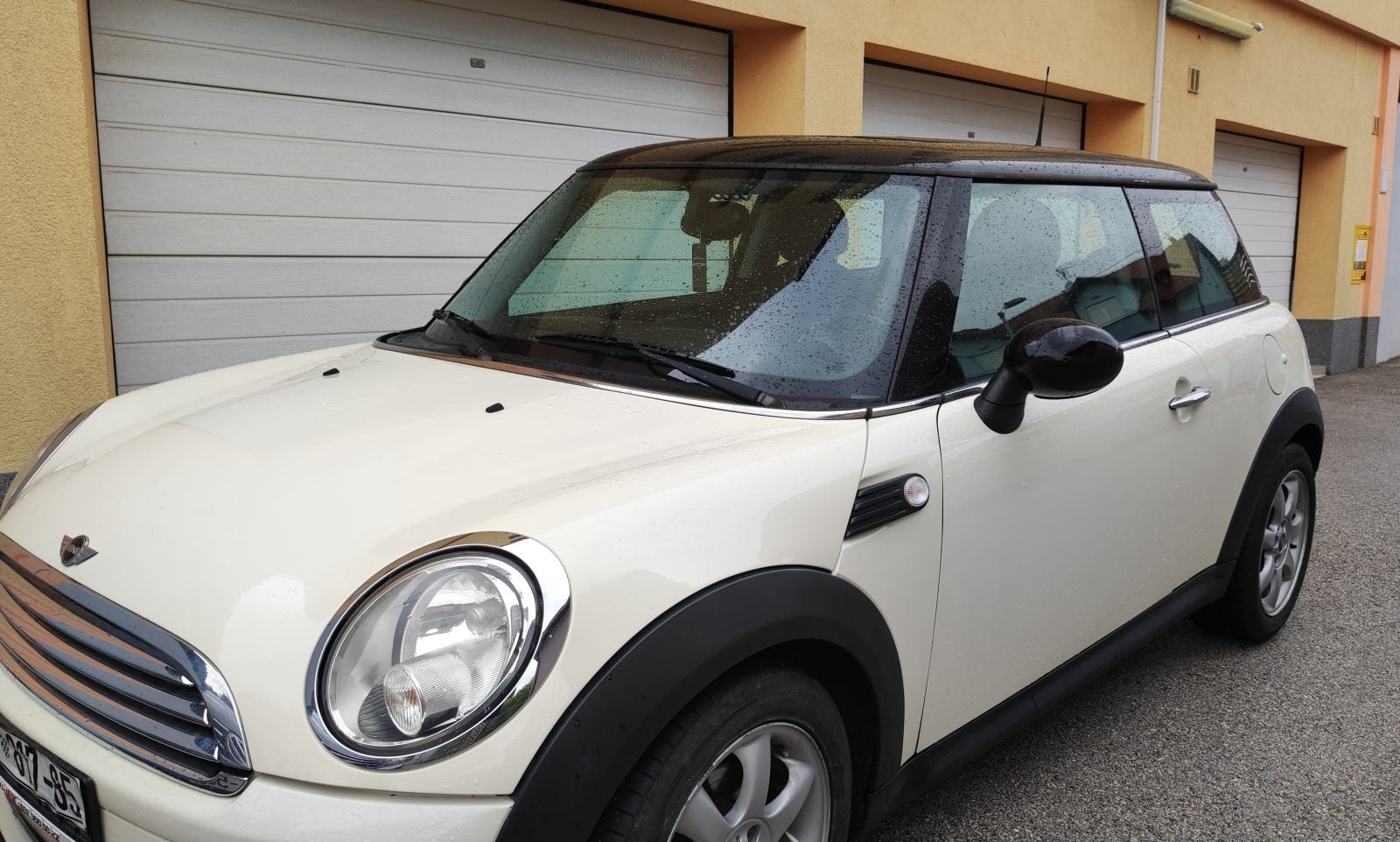 Mini N HITNOO- MINI - N Cooper diesel s panoramom - 5500 FIKSNO, 2009 god.