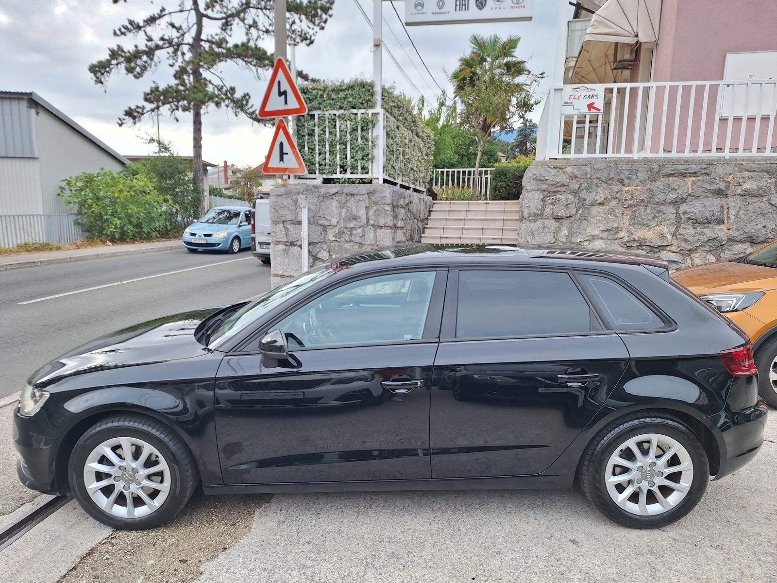 Audi A 3 1.6 TDI S-Trinic AUTOMATIK/‼️HR AUTO‼️ REG.01/2027, fotografija 7