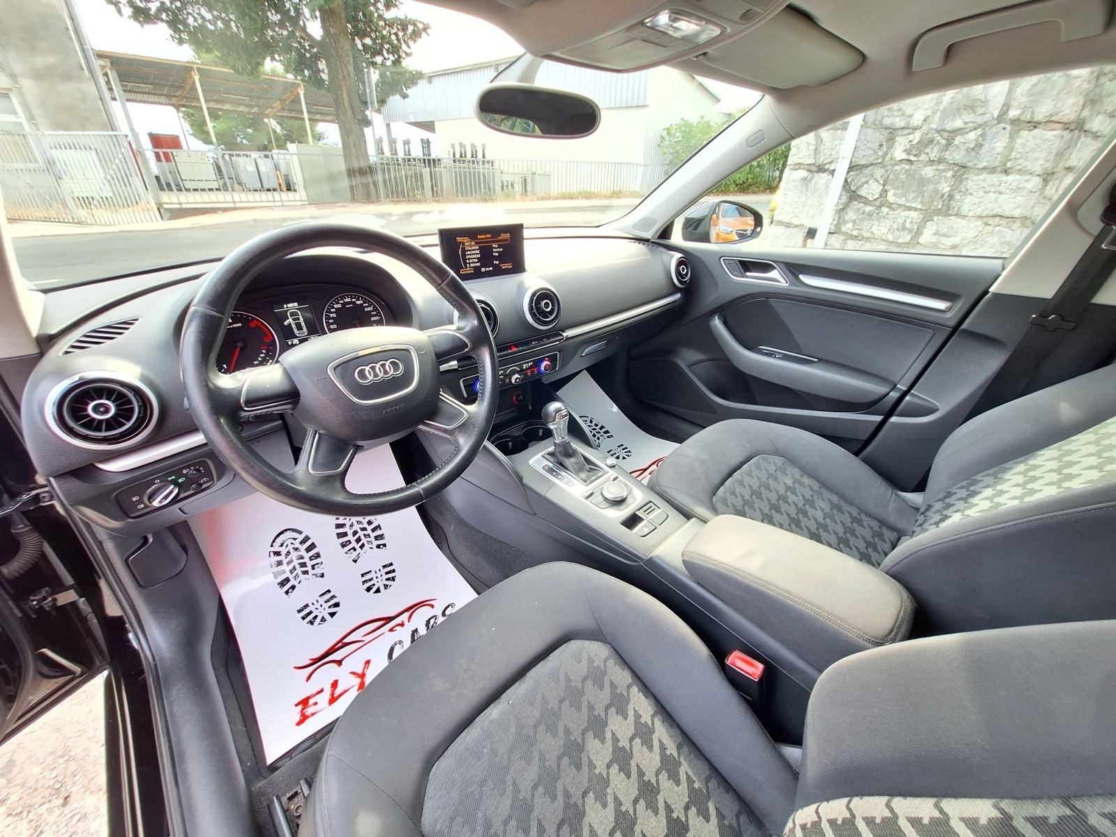 Audi A 3 1.6 TDI S-Trinic AUTOMATIK/‼️HR AUTO‼️ REG.01/2027, fotografija 12