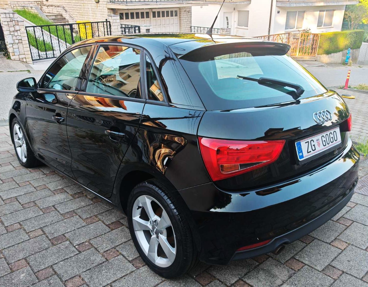 Audi A1 1.0 TFSI 2016. 5 VRATA, ALU, NEMA KLIMU, ZAMJENA ZA SKUPLJE, fotografija 7