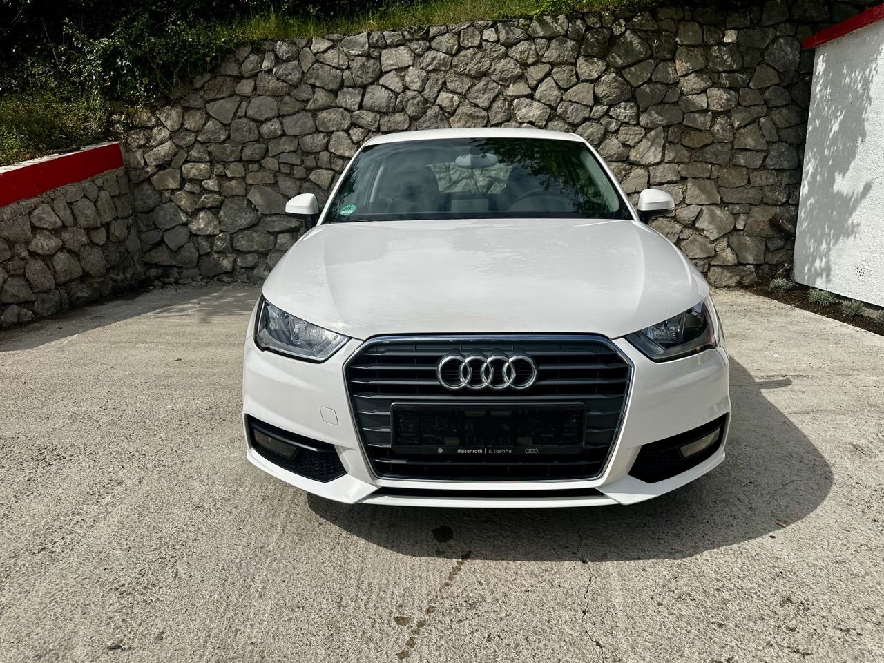 Audi A1 1,0 TFSI Design - 2 seta kotača, fotografija 2