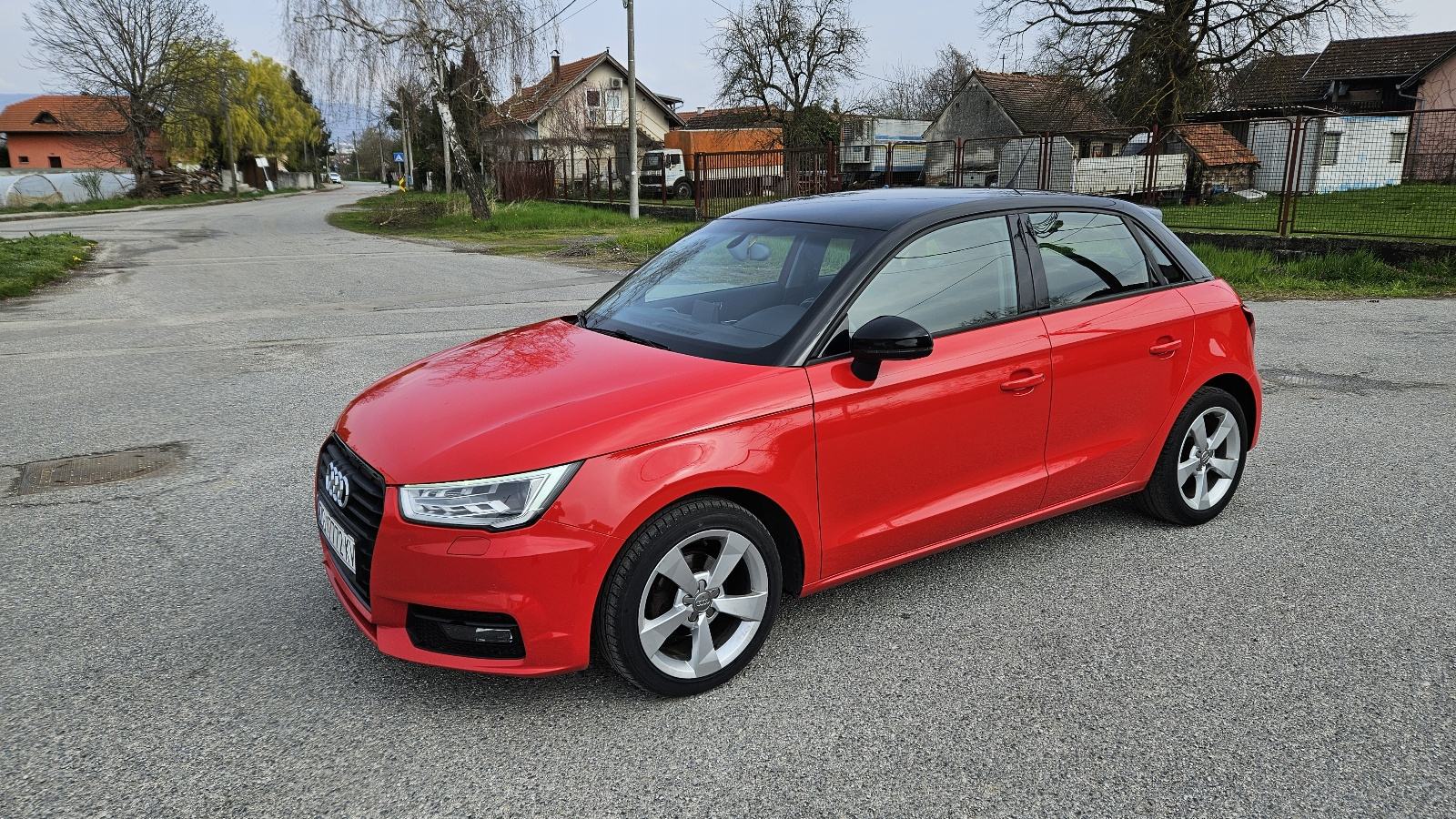 Audi A1#Navi#Xenon#Pdc#Servisna#, pogled izvana - slika 3