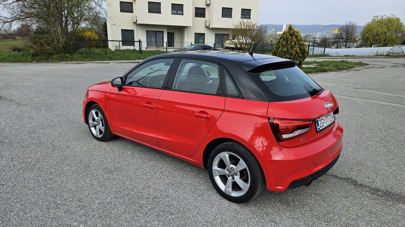Audi A1#Navi#Xenon#Pdc#Servisna#, pogled izvana - slika 5