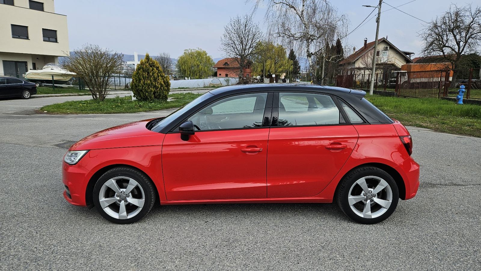 Audi A1#Navi#Xenon#Pdc#Servisna#, pogled izvana - slika 4