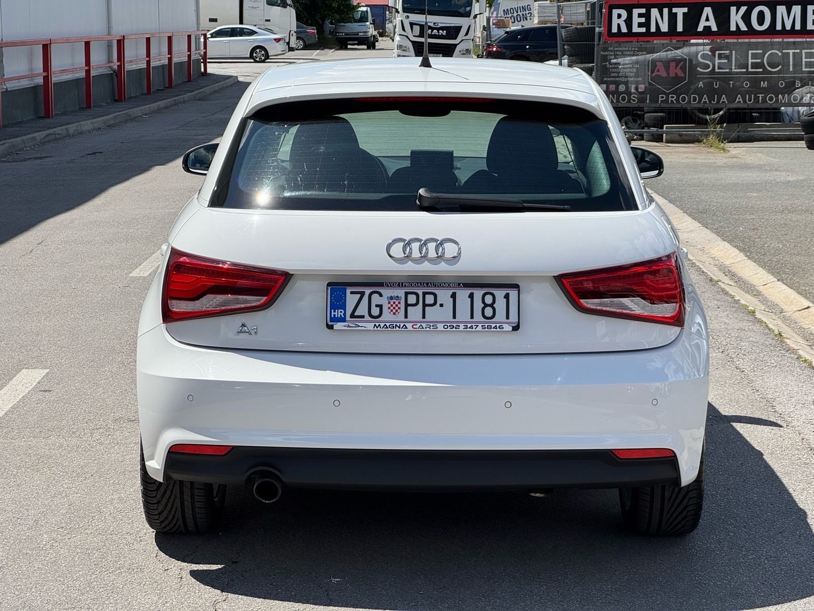 Audi A1 1,0 TFSI Sportback XENON# ALU FELGE# NAVI#PDC, fotografija 7