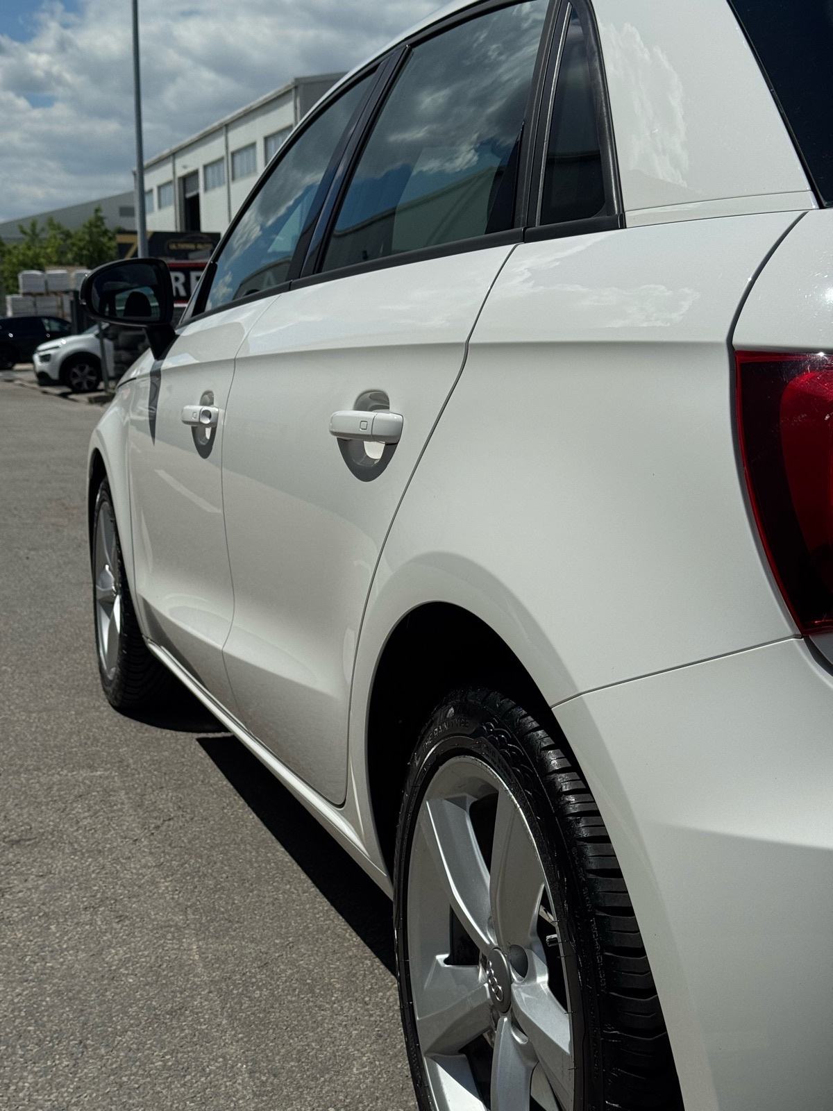 Audi A1 1,0 TFSI Sportback XENON# ALU FELGE# NAVI#PDC, fotografija 12