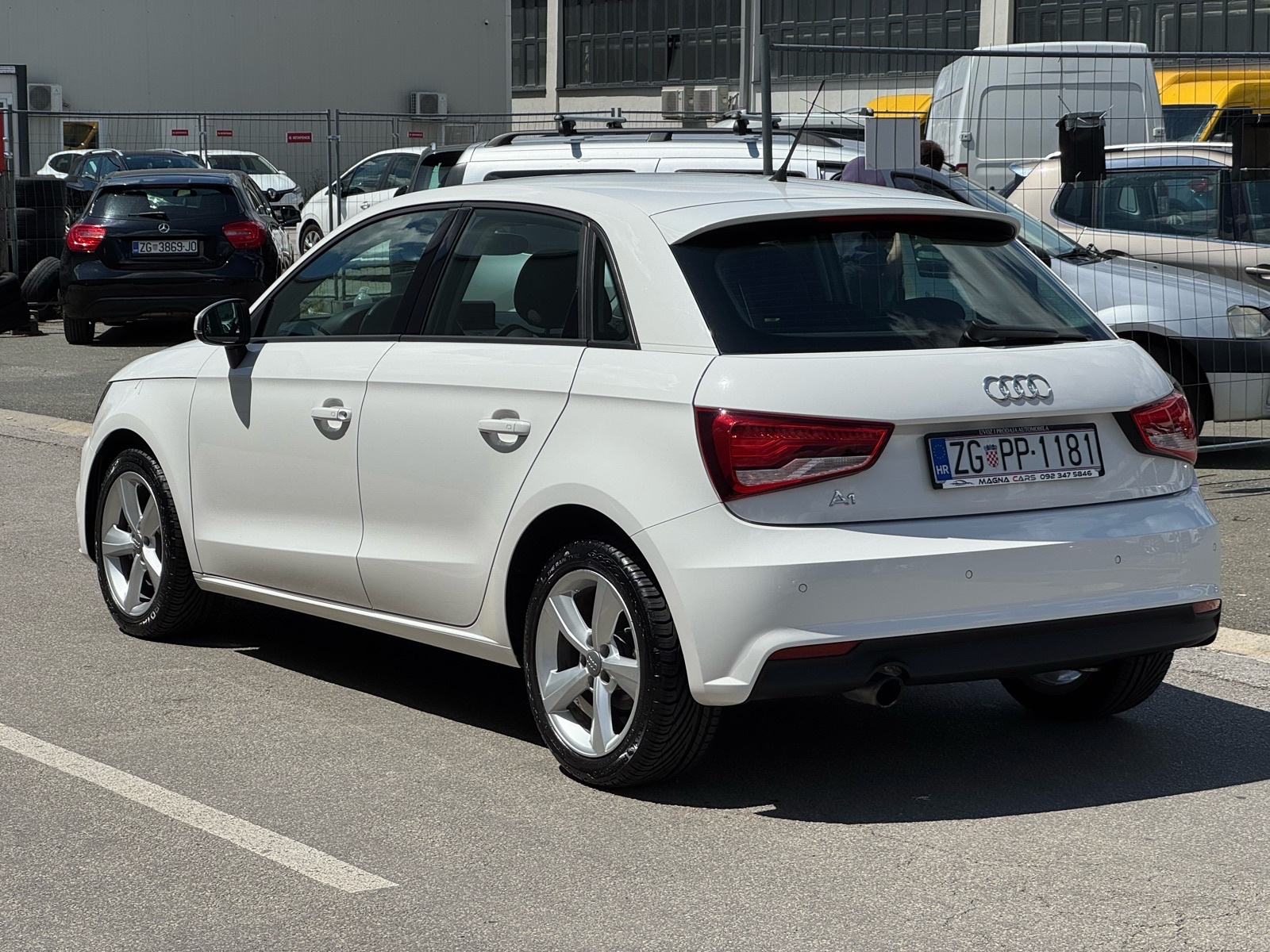 Audi A1 1,0 TFSI Sportback XENON# ALU FELGE# NAVI#PDC, fotografija 4