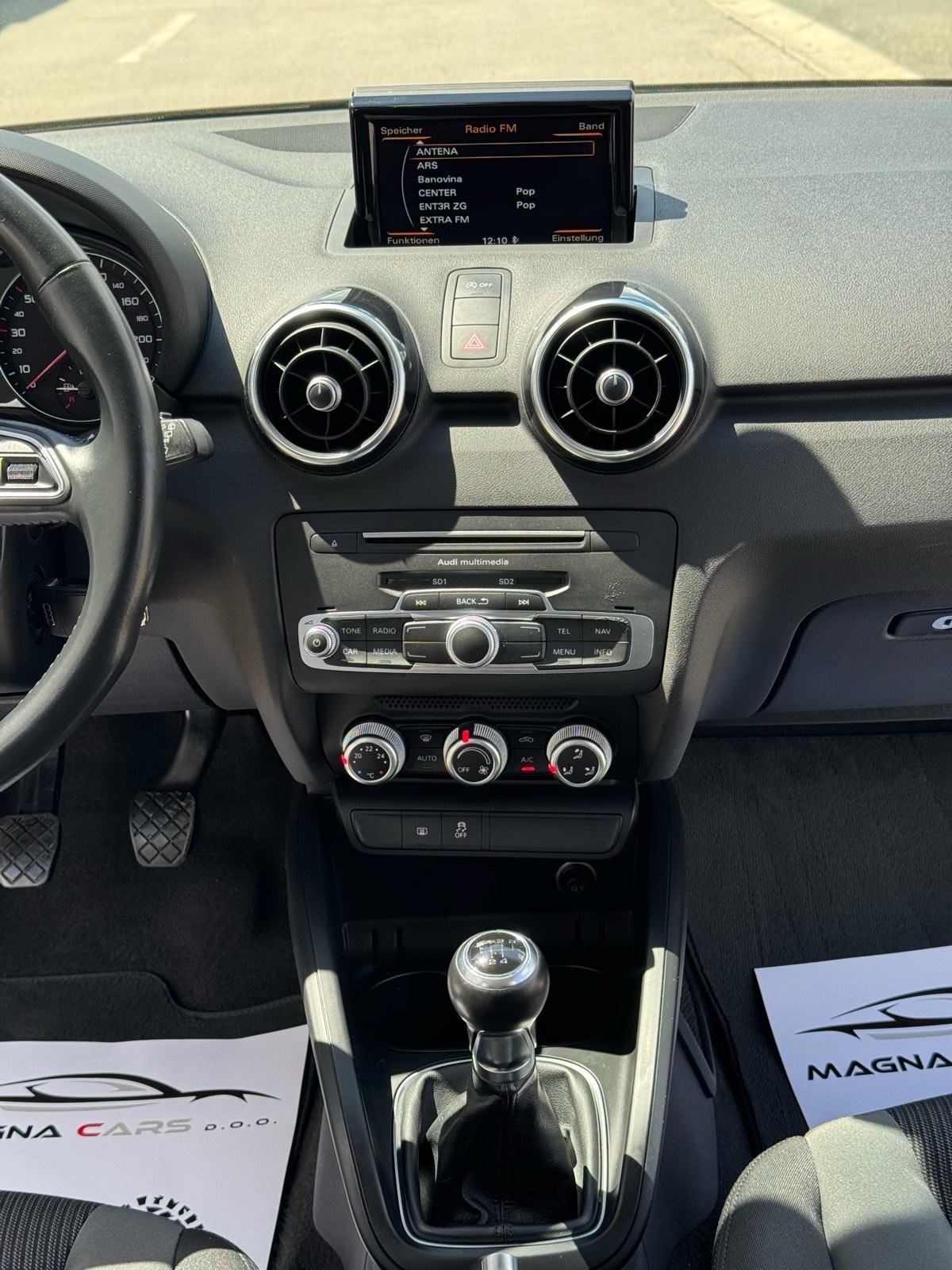 Audi A1 1,0 TFSI Sportback XENON# ALU FELGE# NAVI#PDC, fotografija 20
