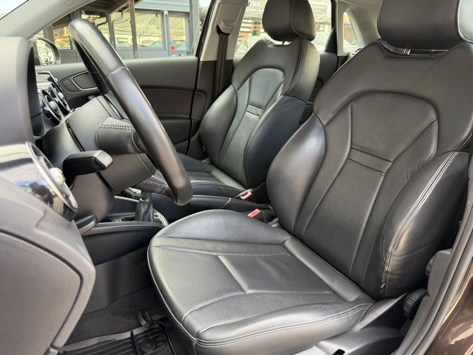 AUDI A1 1,2 TFSI Ambition (NAVI,KOŽA,SERVISNA…), fotografija 13