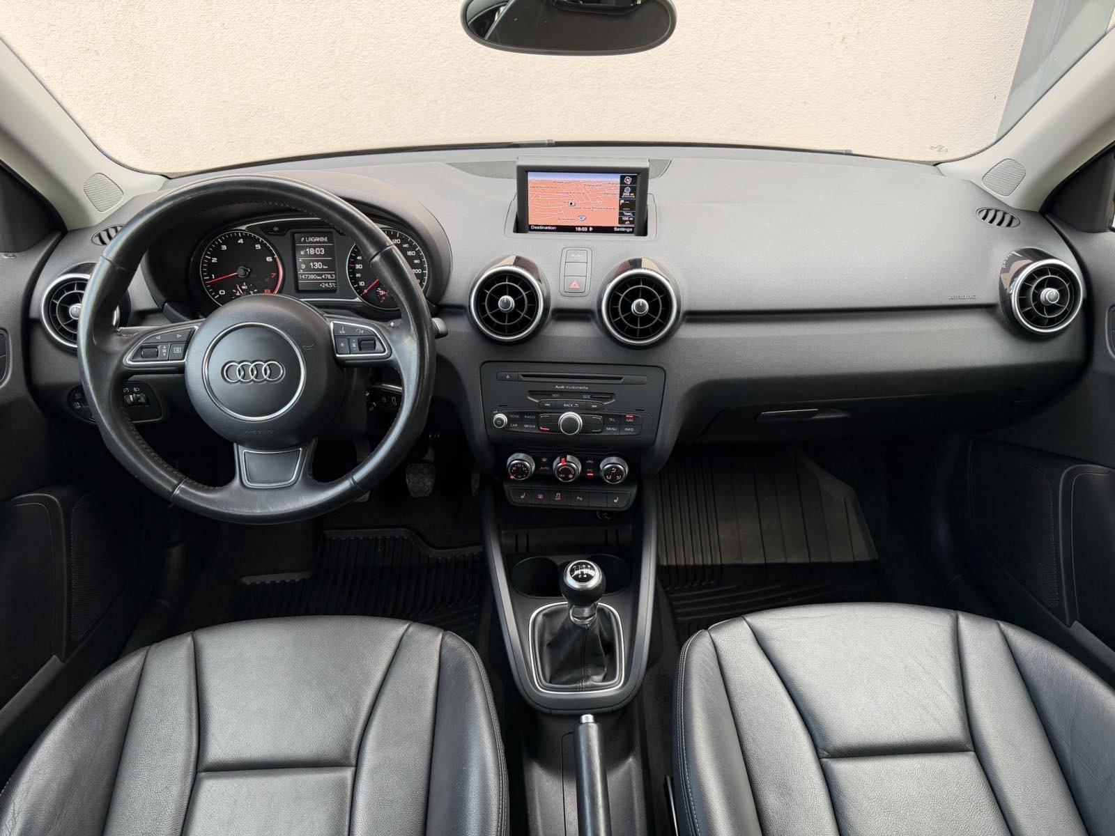 AUDI A1 1,2 TFSI Ambition (NAVI,KOŽA,SERVISNA…), fotografija 16