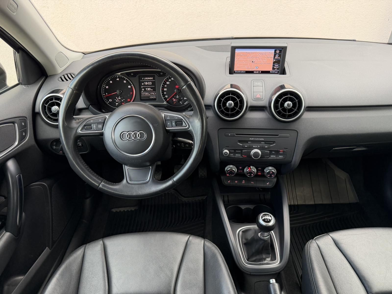 AUDI A1 1,2 TFSI Ambition (NAVI,KOŽA,SERVISNA…), fotografija 17