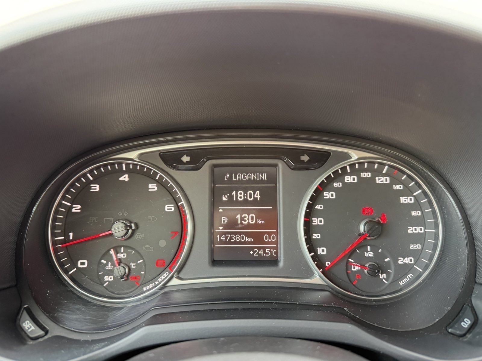 AUDI A1 1,2 TFSI Ambition (NAVI,KOŽA,SERVISNA…), fotografija 18