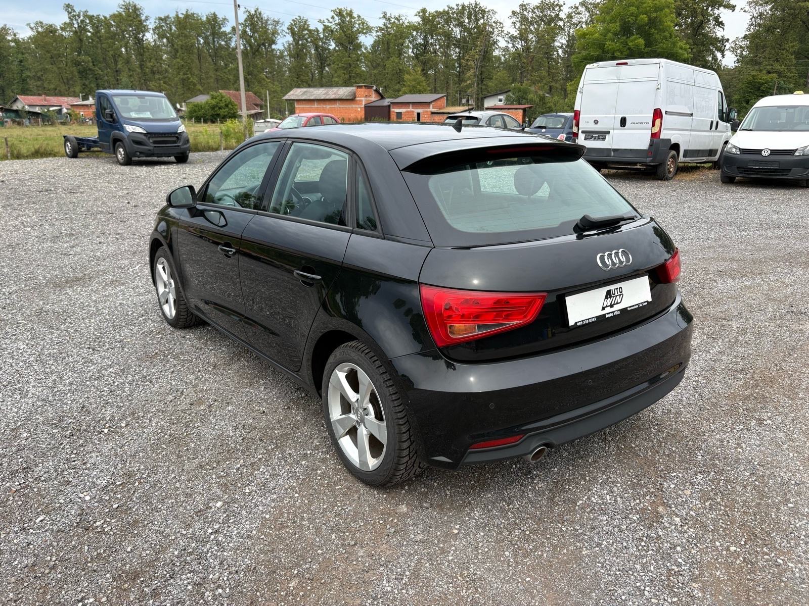 Audi A1 1,4 TDI Sportback Facelift Reg.06/27, fotografija 3