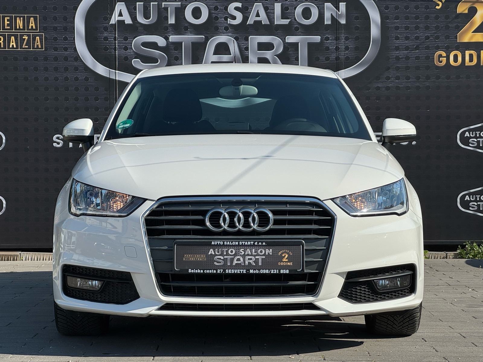 Audi A1 1,4 TDI SPORTBACK / NAVIGACIJA / AUT KLIMA / PARK SENZOR / ALU, fotografija 2