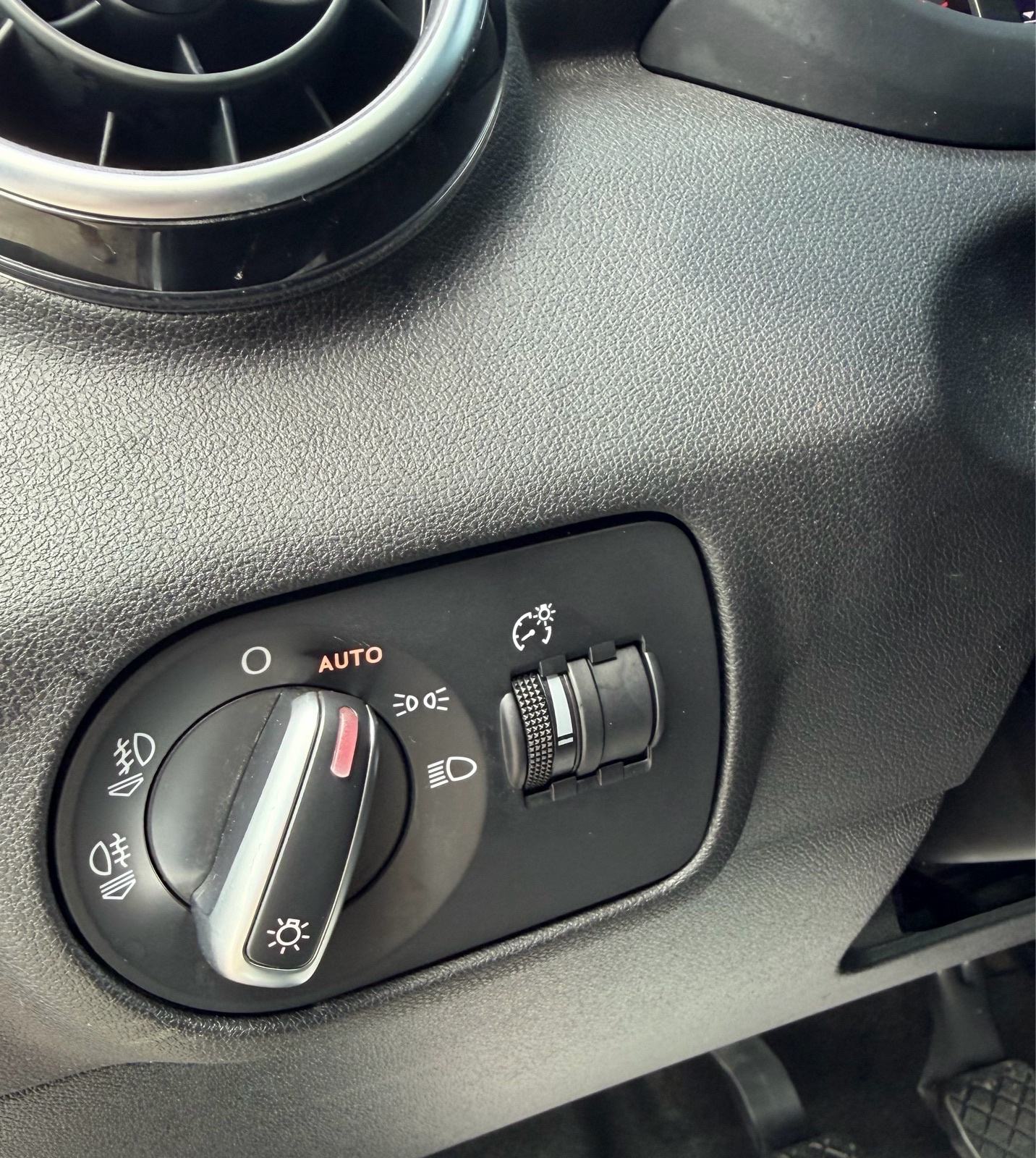 Audi A1 1.4 TFSI #Bi-XENON #NAVI #NOVI LANAC, fotografija 18
