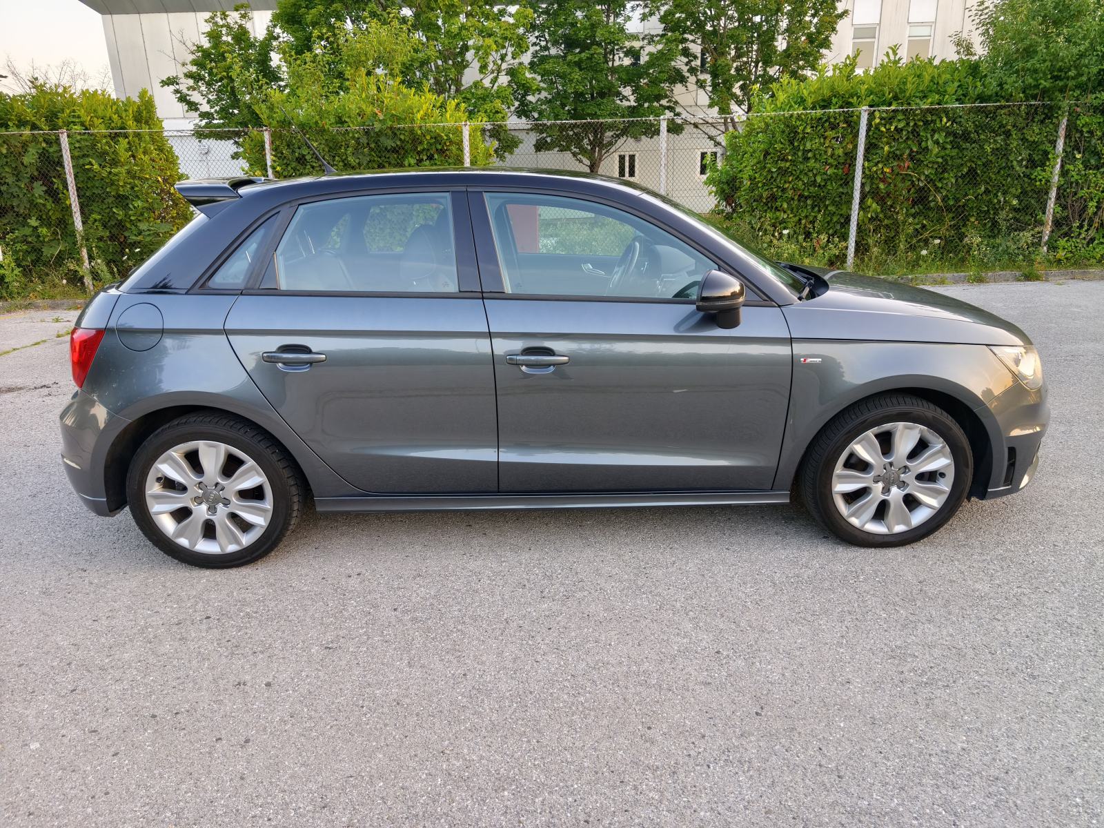 Audi A1 1,4 TFSI Automatik- S Line-, fotografija 4