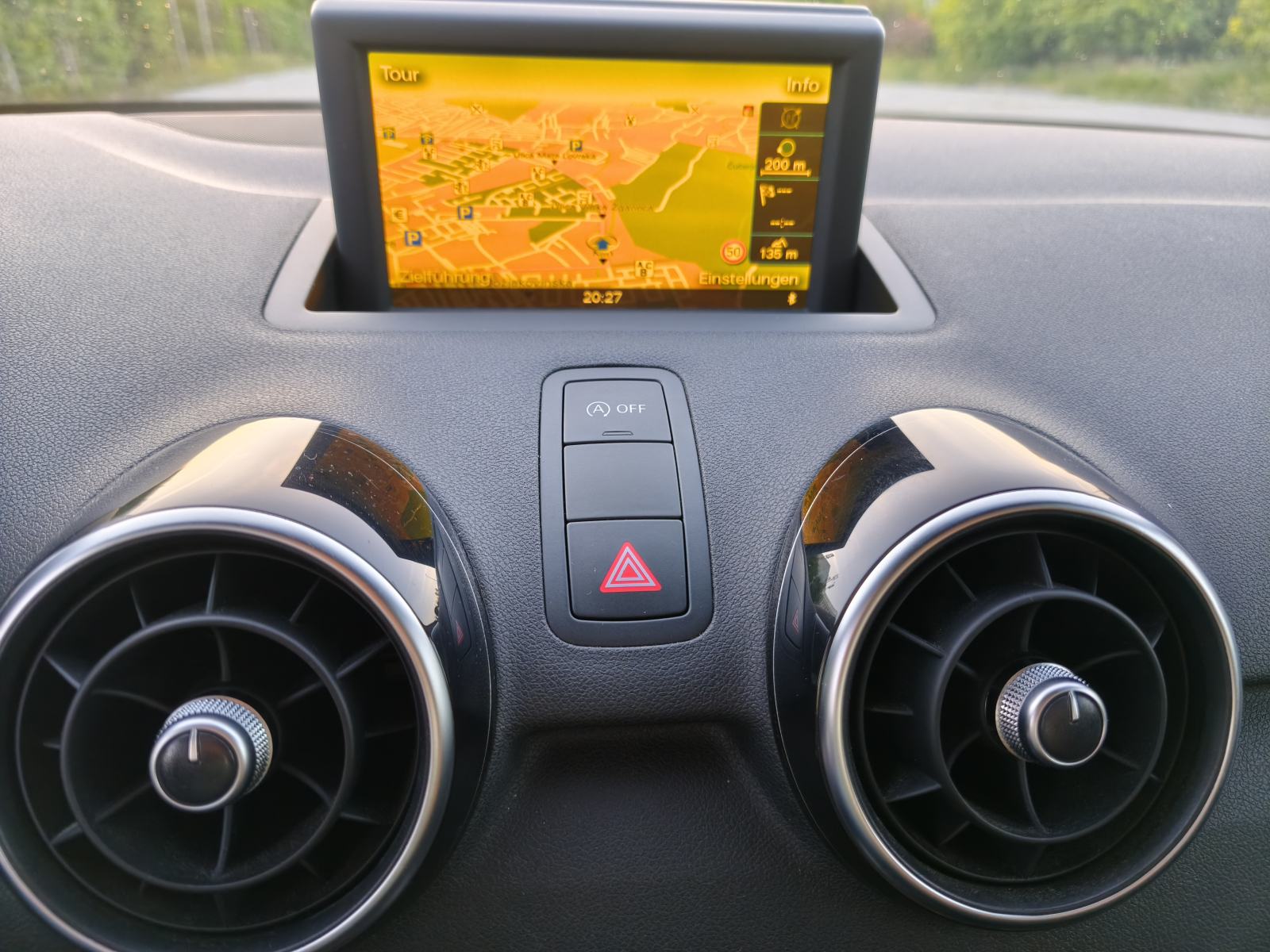Audi A1 1,4 TFSI Automatik- S Line-, fotografija 11