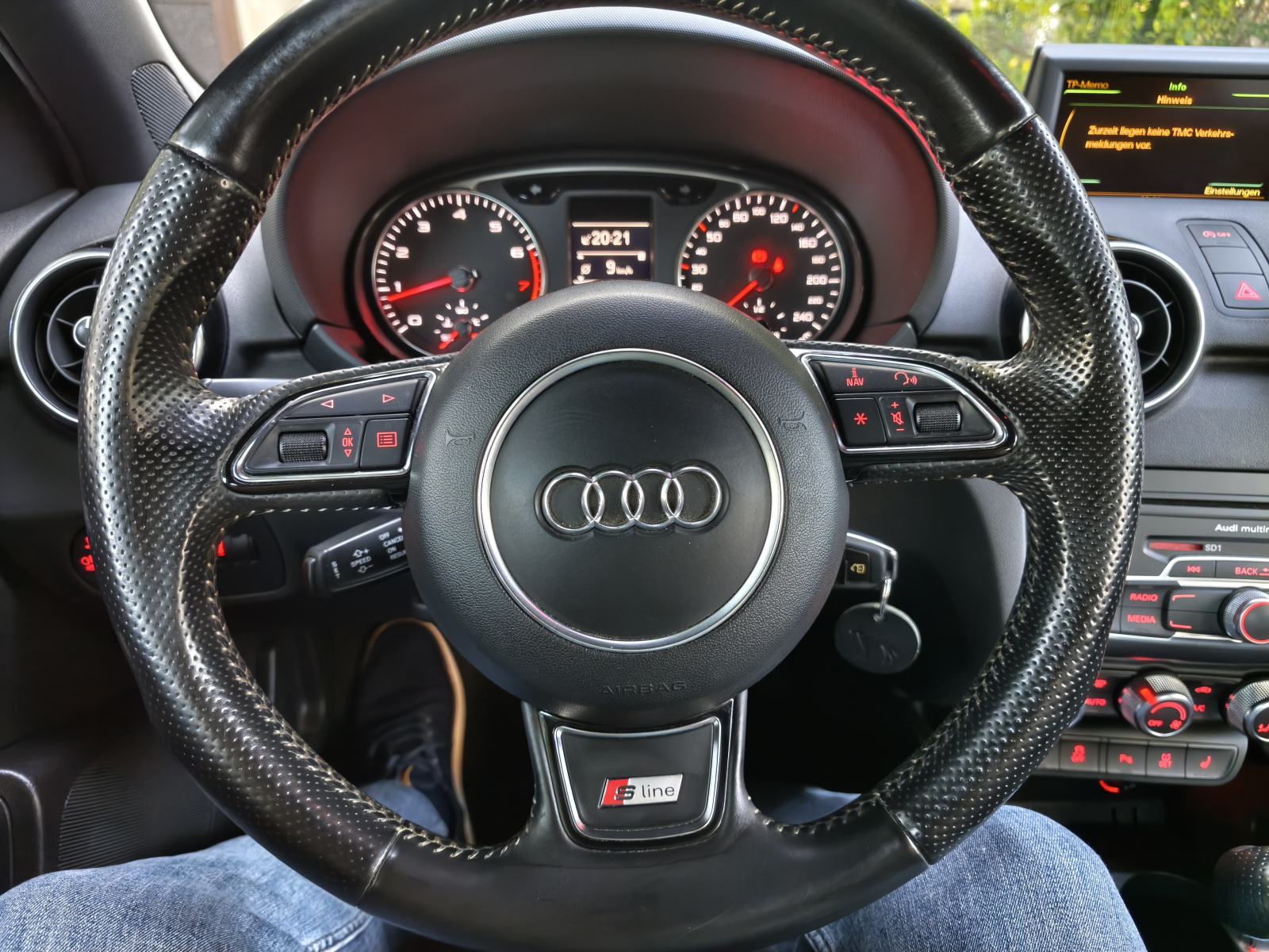 Audi A1 1,4 TFSI Automatik- S Line-, fotografija 18