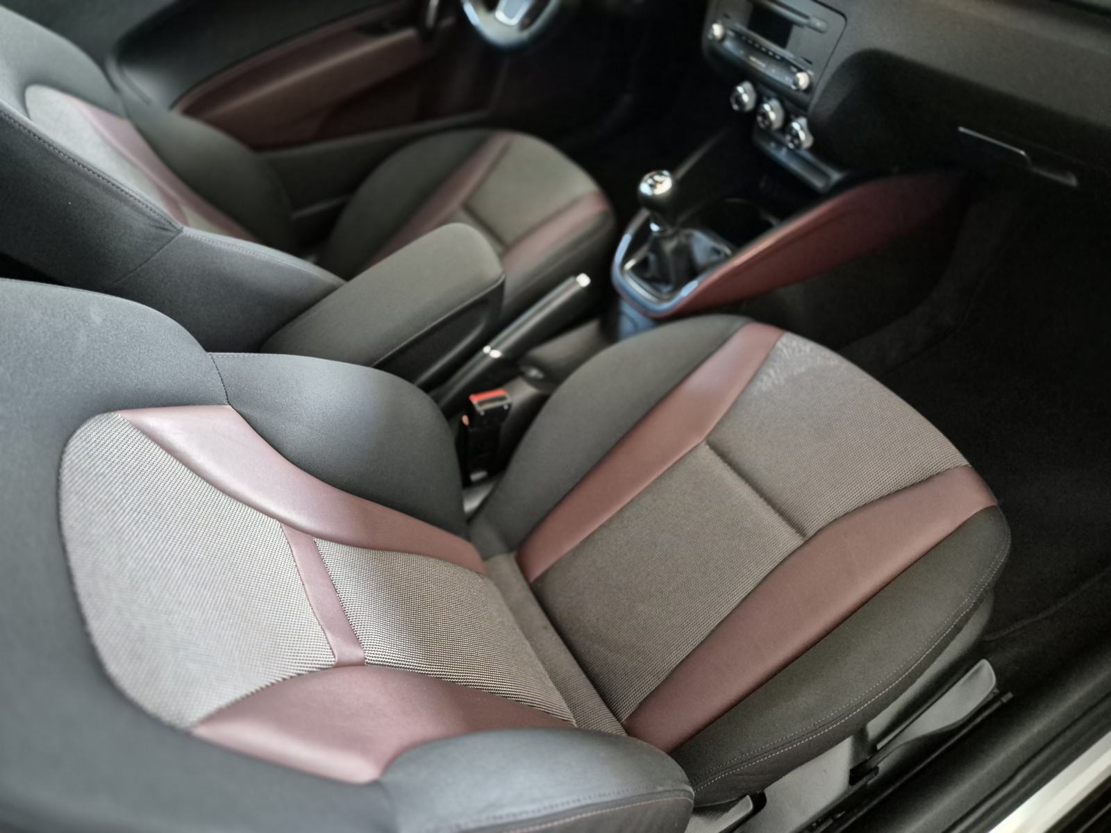 AUDI A1 1.4 TFSI SPORT!! ZAMJENA ZA MOTOCIKL ILI VEĆI AUTO, fotografija 10