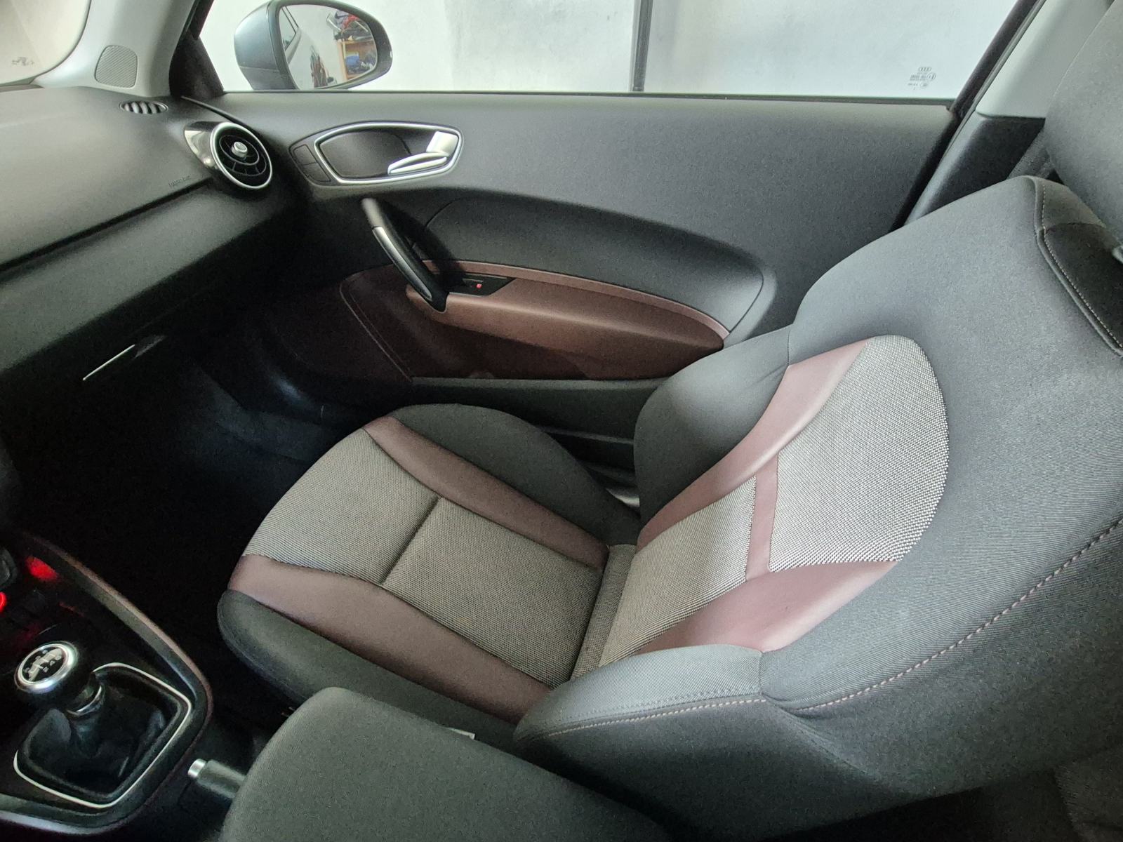 AUDI A1 1.4 TFSI SPORT!! ZAMJENA ZA MOTOCIKL ILI VEĆI AUTO, fotografija 5