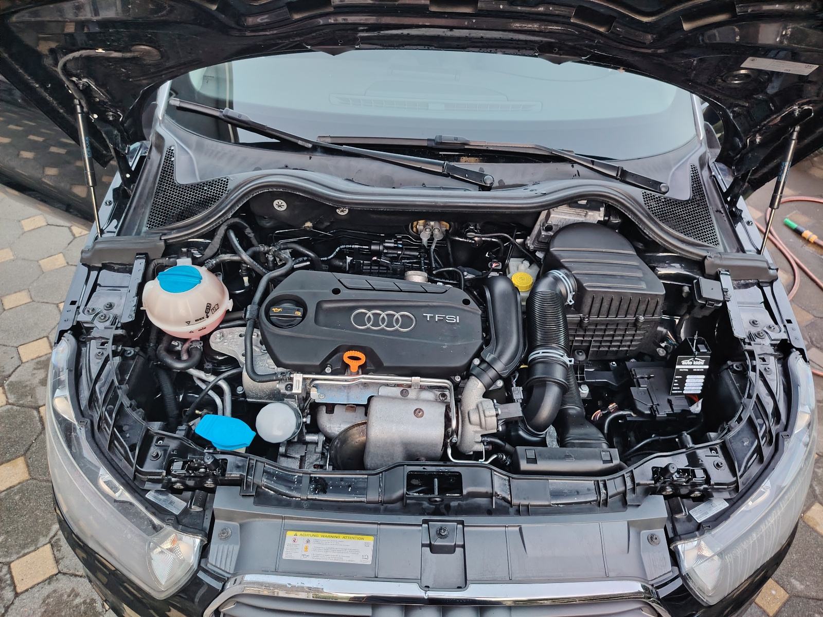 140000 km. Audi A1 1,4 TFSI, veliki servis napravljen!, fotografija 16
