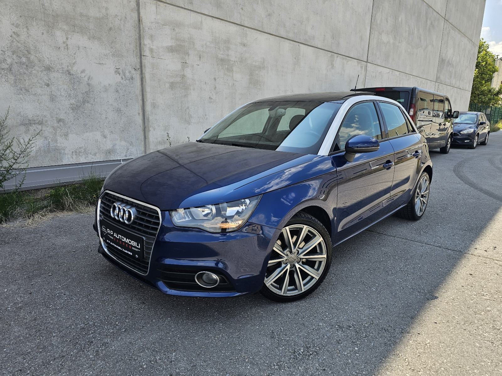 *AUDI*A1*1.6*TDI*77*KW*SPORT*PANORAMA*ALU*17*V+M*SERVIS*TOP*STANJE*ZG*, pogled izvana - slika 1