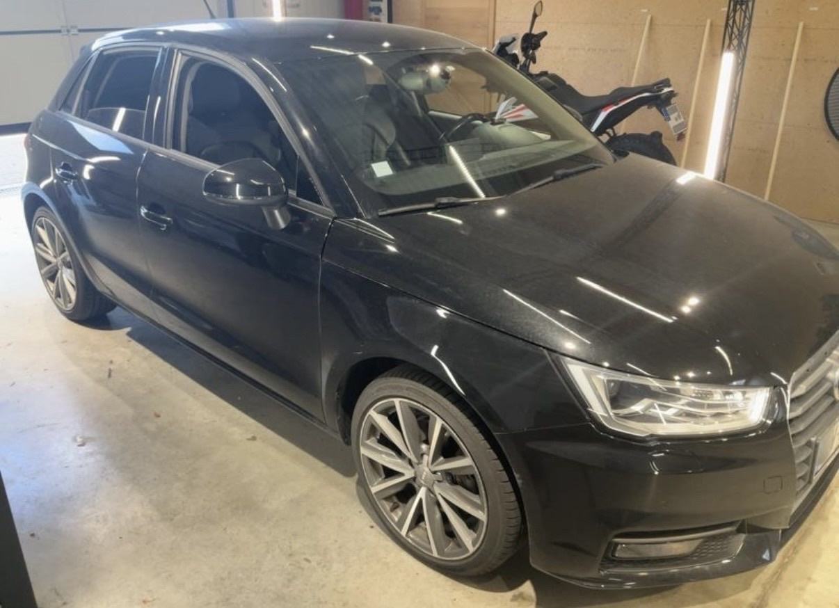 Audi A1 1.6 TDI #Bi-XENON #NAVI #PDC, fotografija 3