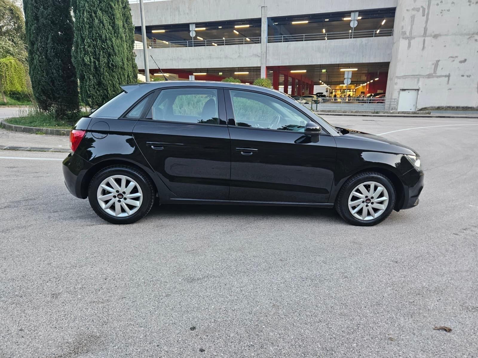 Audi A1 1,6 TDI,kao nov, s bogatim paketom opreme, fotografija 8