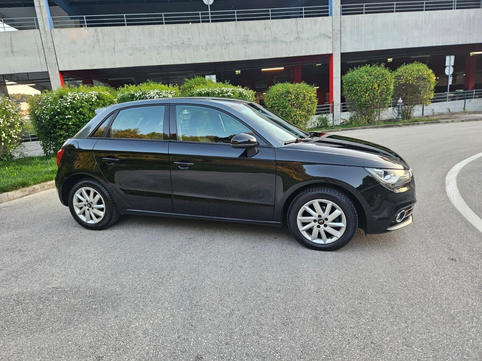 Audi A1 1,6 TDI,kao nov, s bogatim paketom opreme, fotografija 10