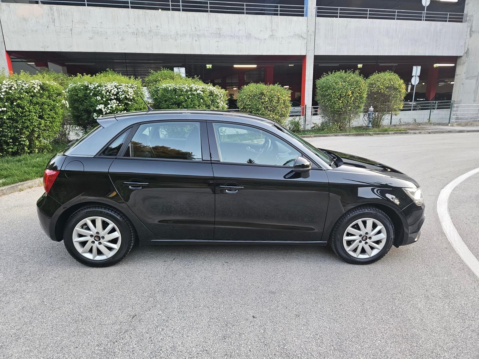 Audi A1 1,6 TDI,kao nov, s bogatim paketom opreme, fotografija 7