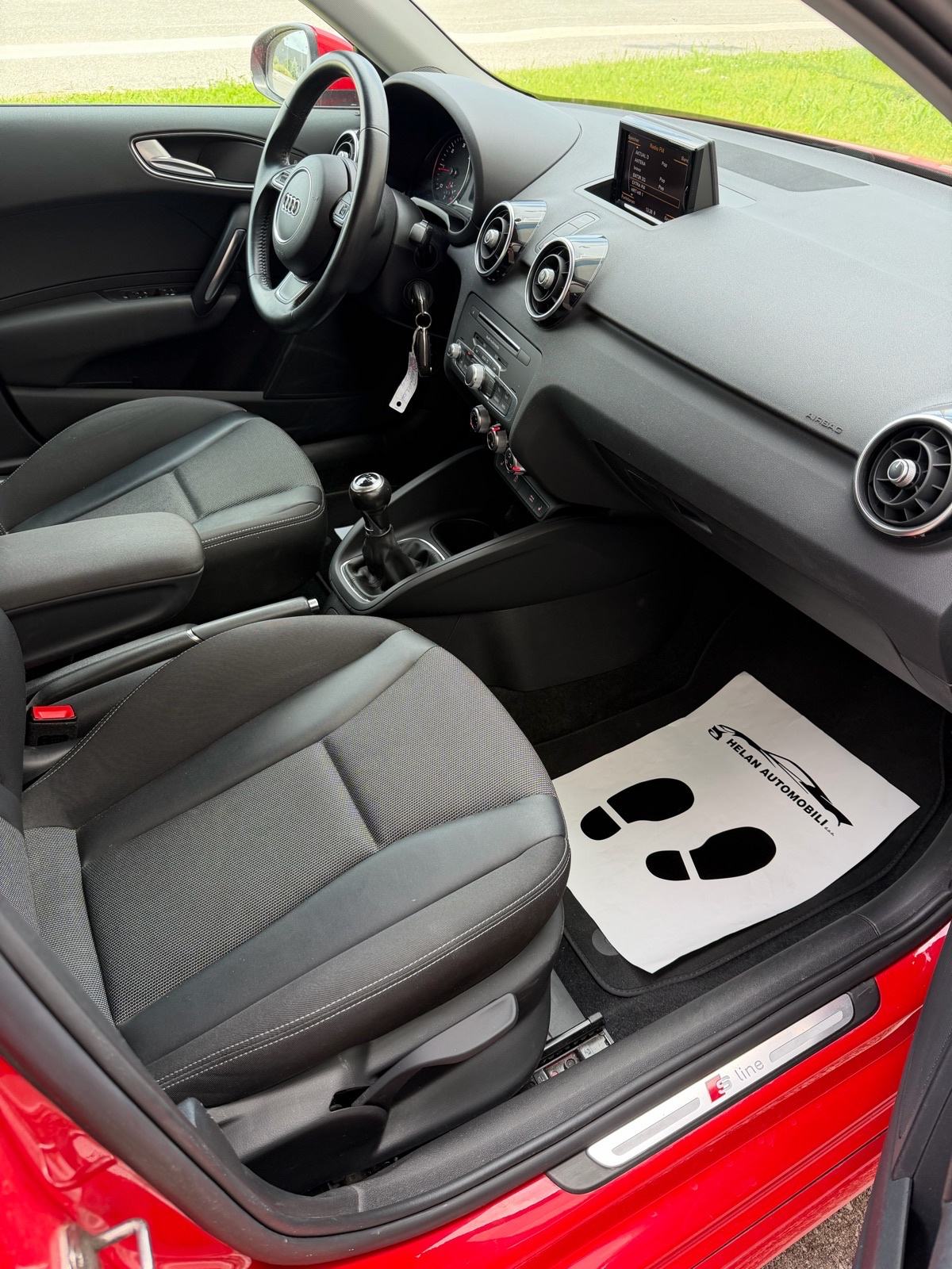Audi A1 1.6 TDI S-Line #NAVI #PDC, fotografija 11