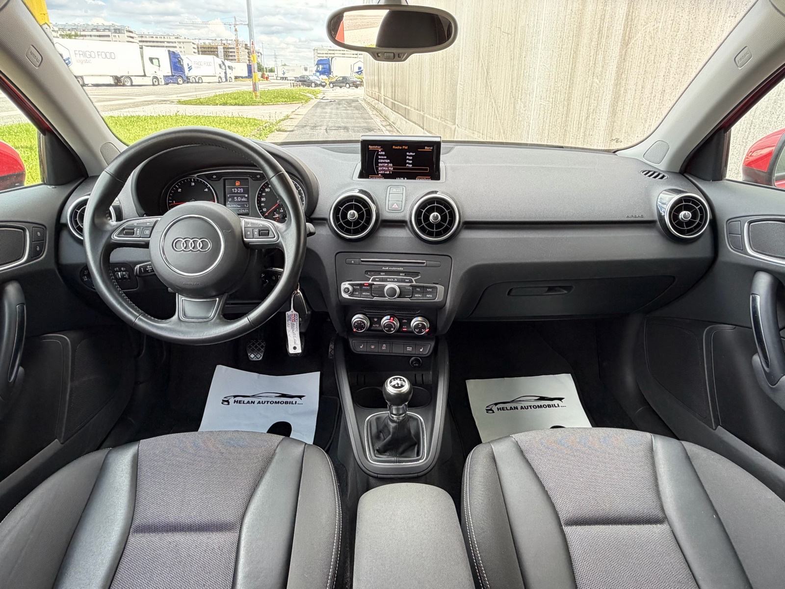 Audi A1 1.6 TDI S-Line #NAVI #PDC, fotografija 9
