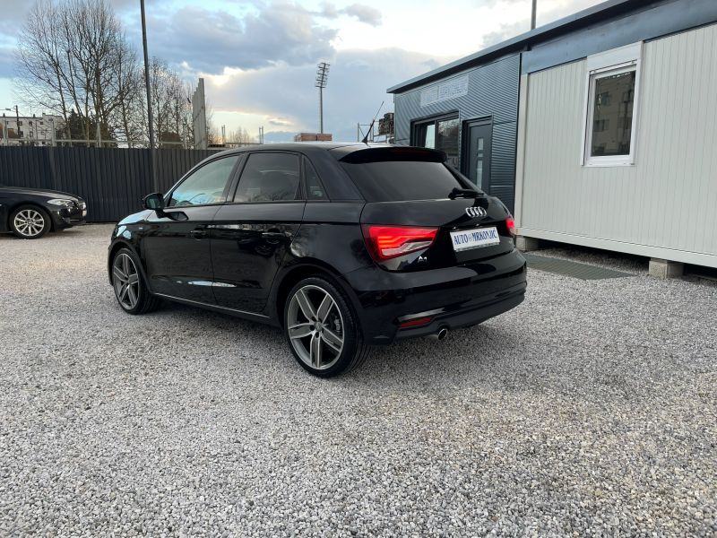 Audi A1 1,6 TDI *S-LINE* NAVIGACIJA* ALU 18 * XENON + LED * 1.VL, fotografija 4