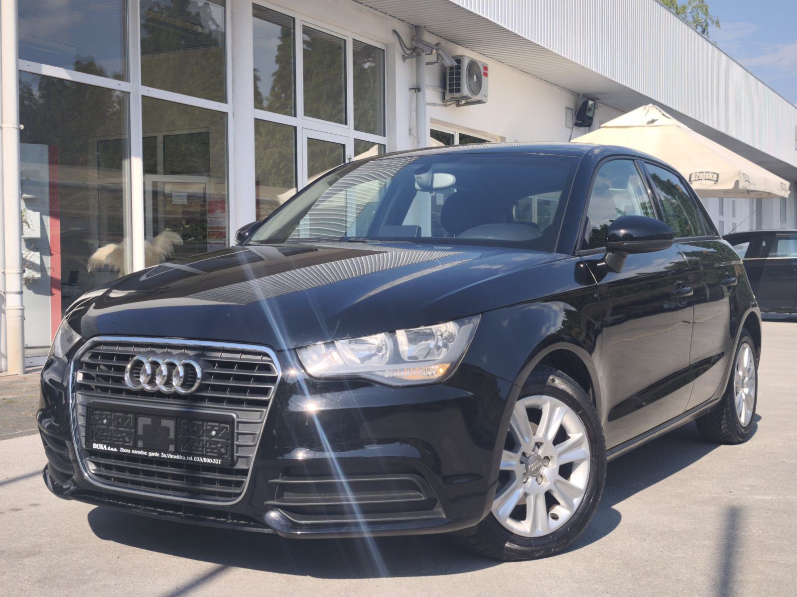 Audi A1 1,6 TDI NAVI TEMPOMAT SENZORI SPORTSKA SJEDALA BLUETOOTH, fotografija 6