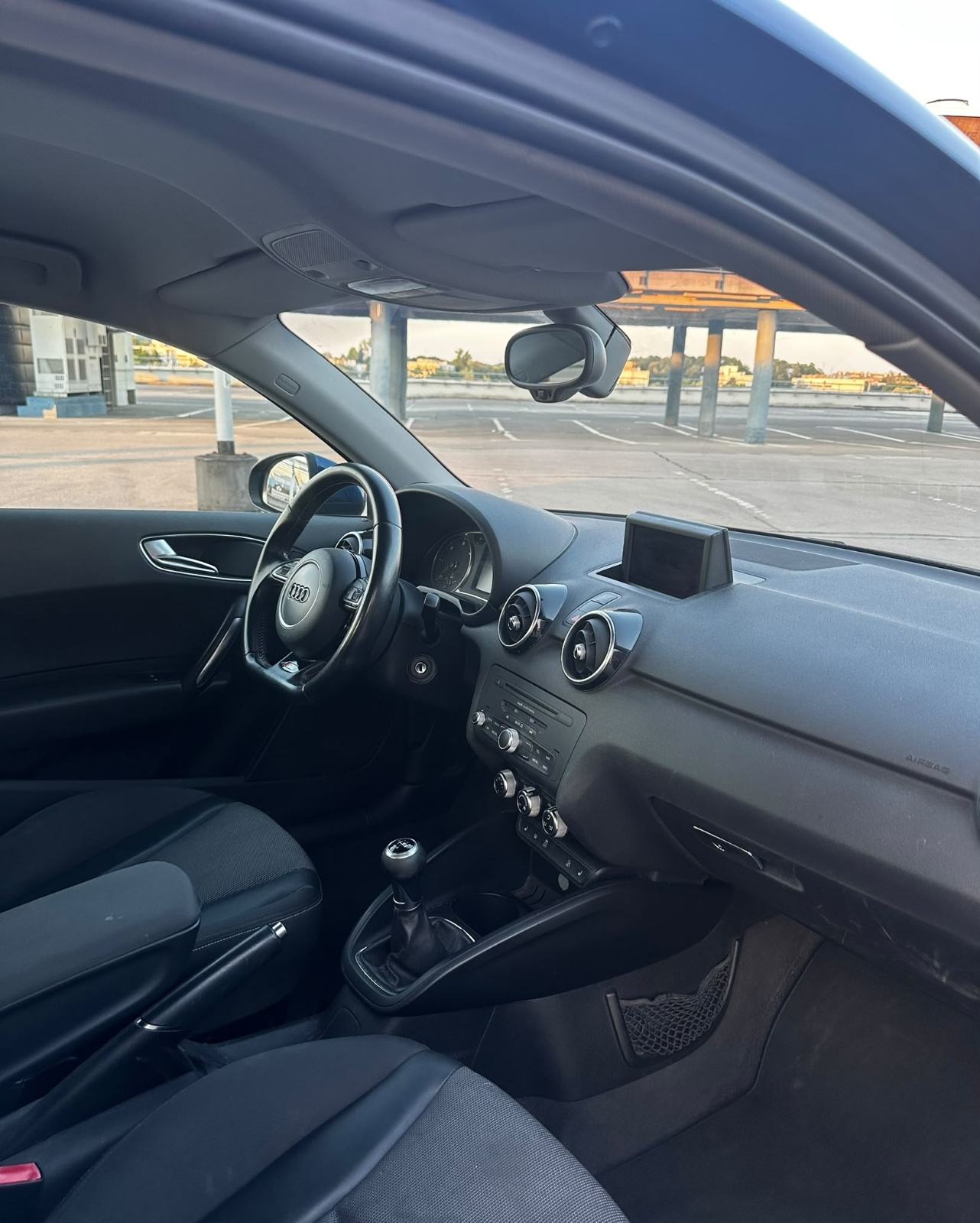 Audi A1 1,6 TDI*Reg.06/2027*Klima*Grijanje sjedala*Odlično stanje*, fotografija 13
