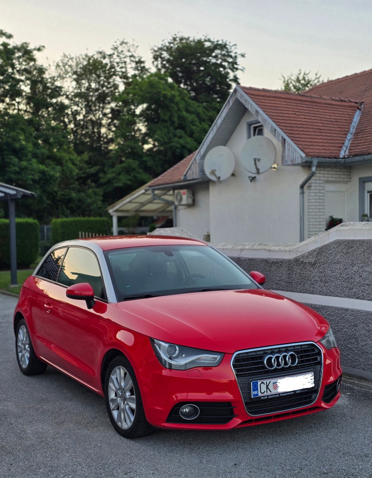 Audi A1 1.6 TDI – LED, Navigacija, Klima, Tempomat, fotografija 1