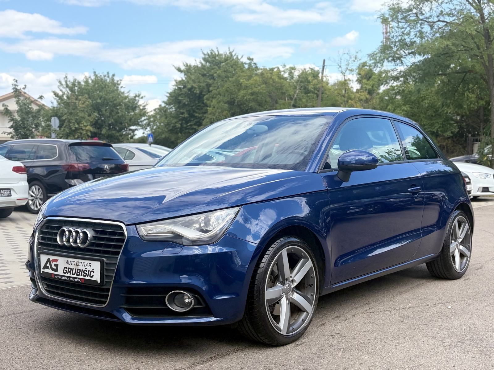 Audi A1 1,6 TDI Sport *Top stanje* *Servisna Audi* *Dupli set alu*, fotografija 3