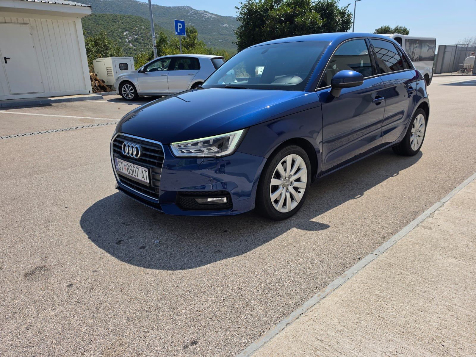 Audi A1 1,6 TDI VELIKI SERVIS✅, fotografija 4