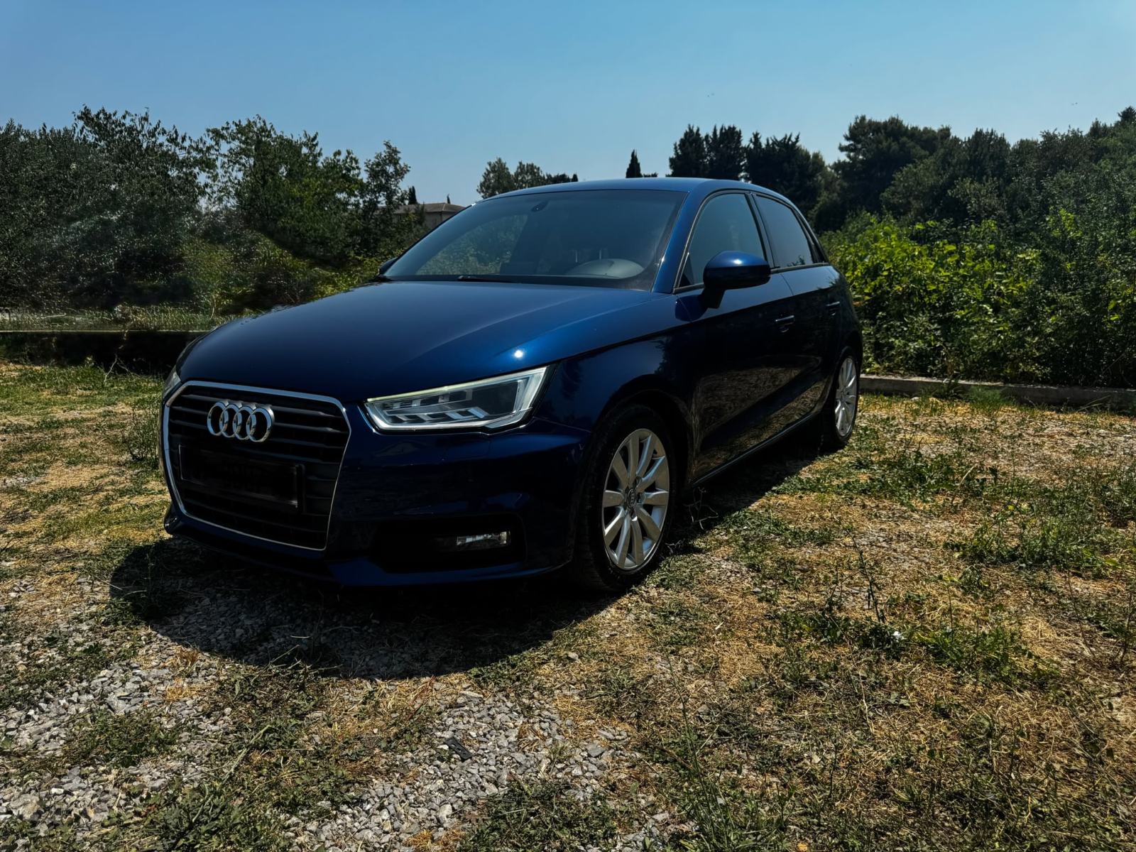 Audi A1 1,6 TDI VELIKI SERVIS✅, fotografija 2