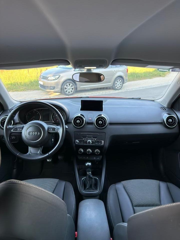 Audi A1 1,6 TDI SPORT ALU NAVI PDC EL. PAKET BLUETOOTH GARANCIJA, fotografija 7