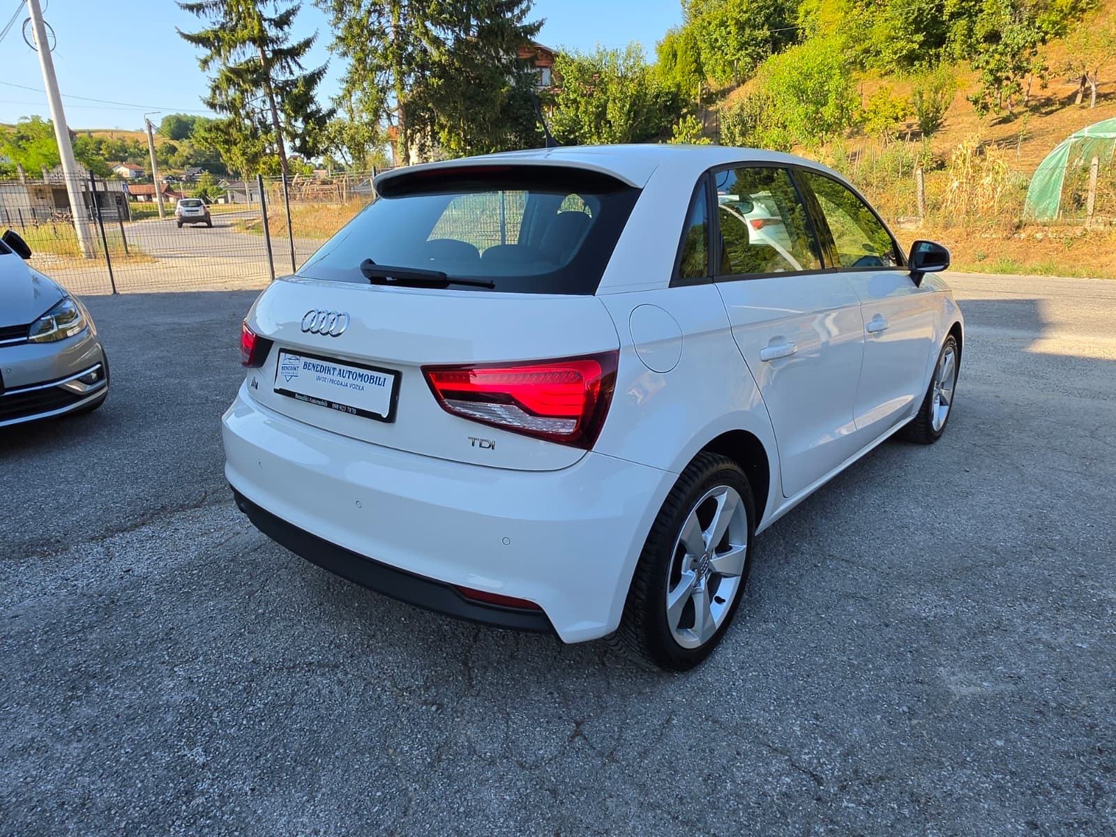 Audi A1 1,6 TDI Sport — servisna, fotografija 7