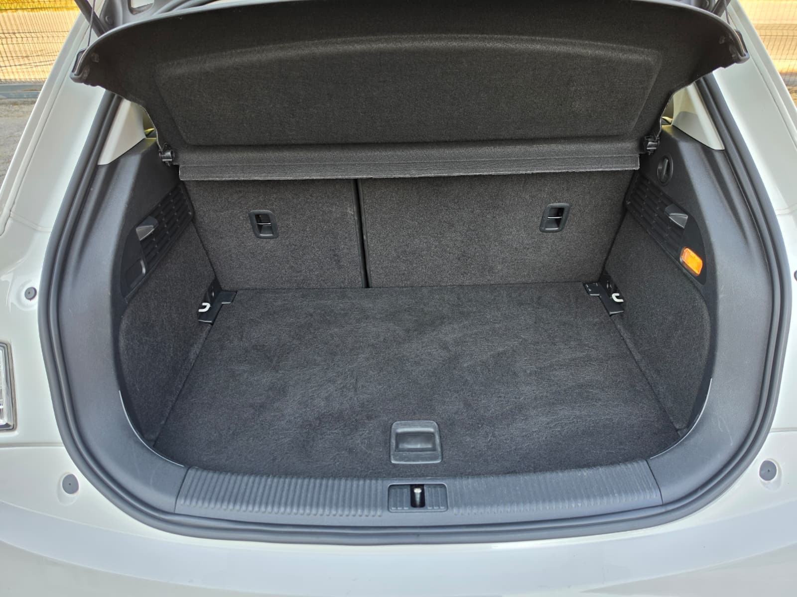 Audi A1 1,6 TDI Sport — servisna, fotografija 20