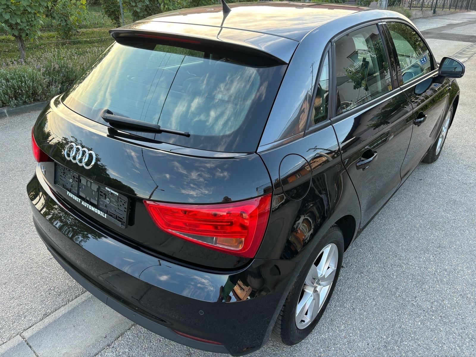 Audi A1 1,6 TDI-sportback, fotografija 5