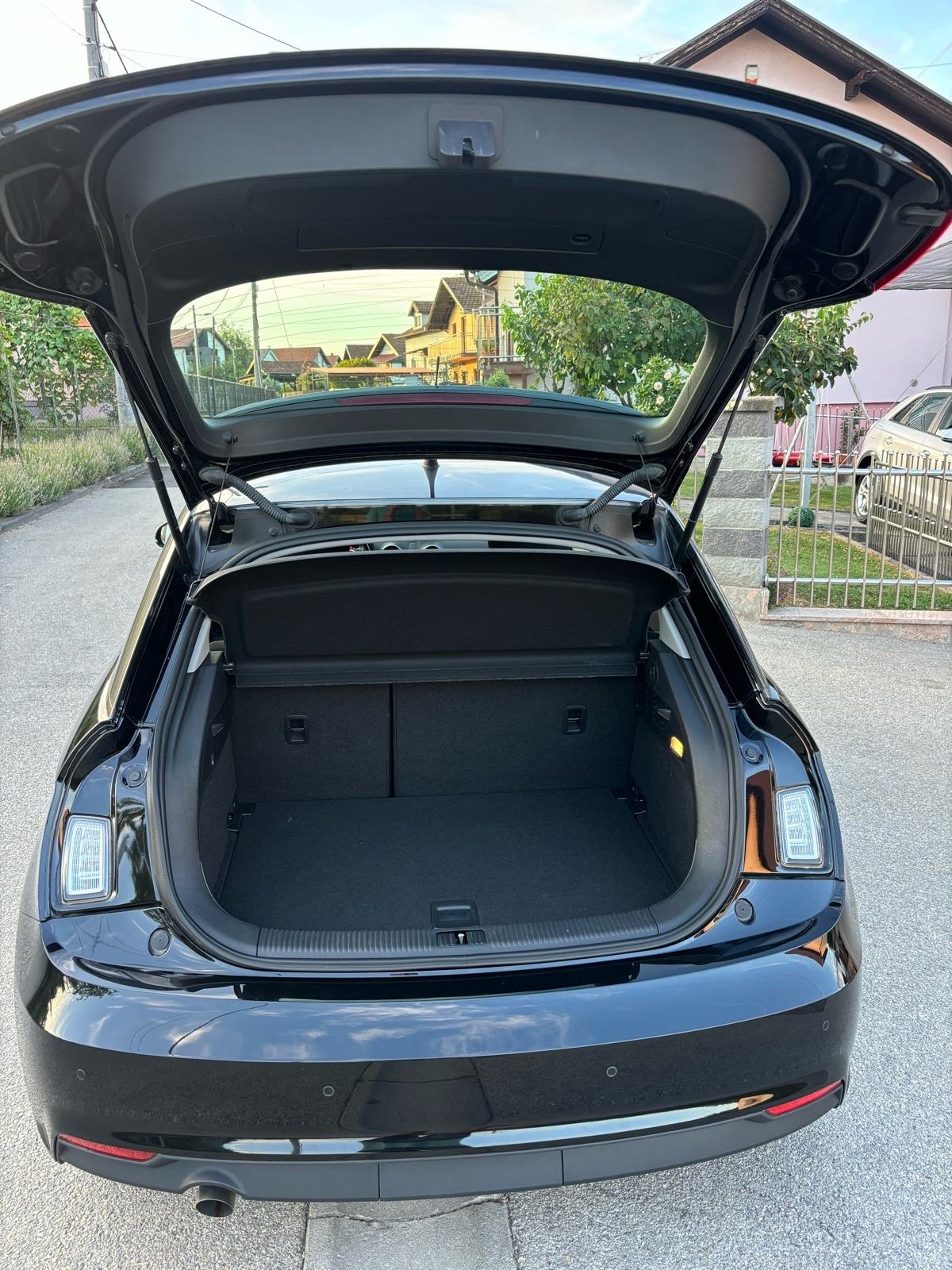 Audi A1 1,6 TDI-sportback, fotografija 9