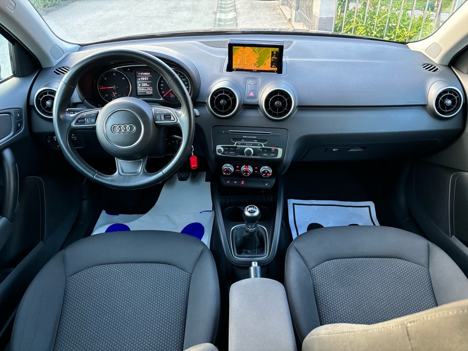 Audi A1 1,6 TDI-sportback, fotografija 15