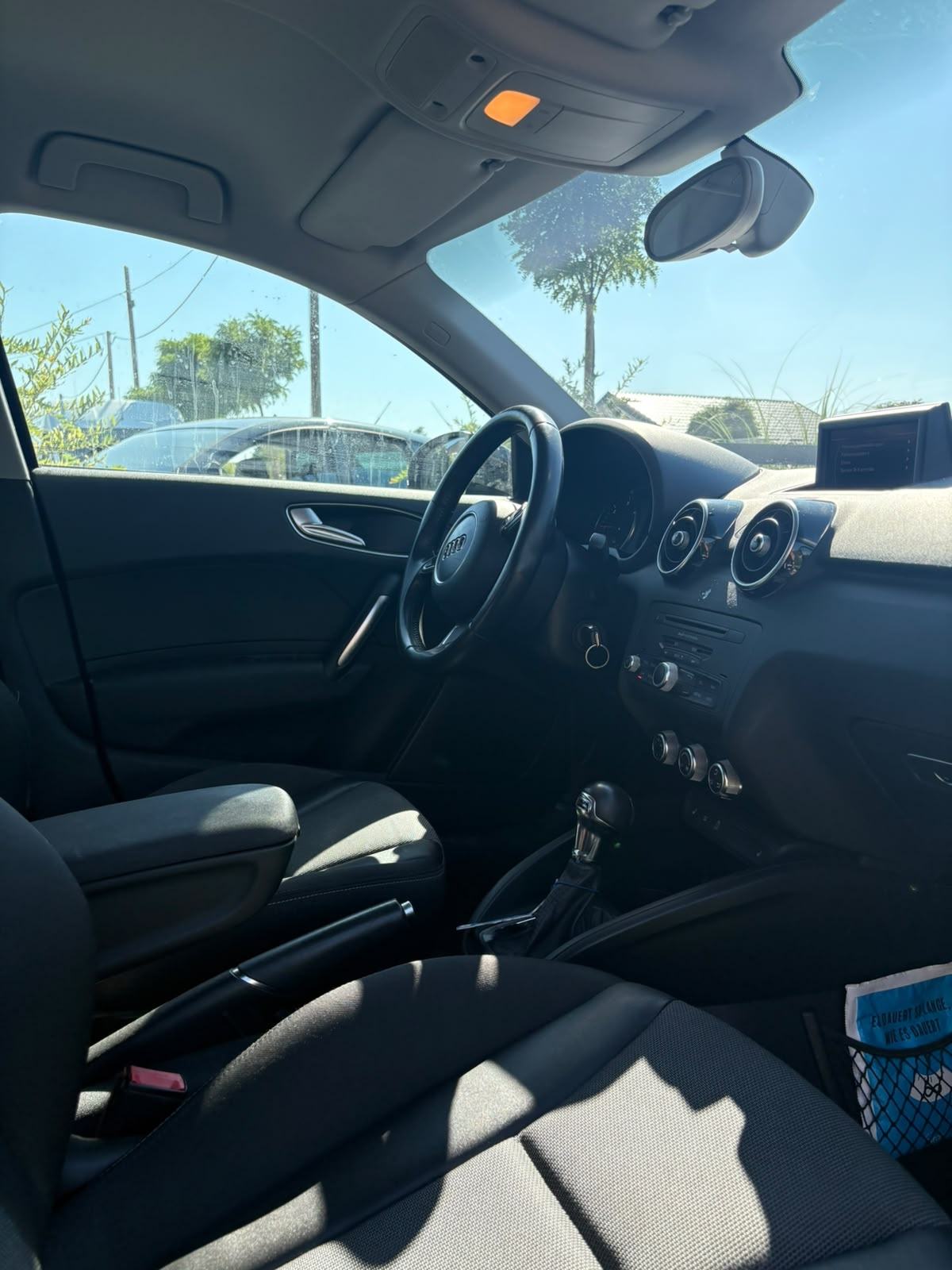Audi A1 1,6 TDI S-tronic automatik, fotografija 8