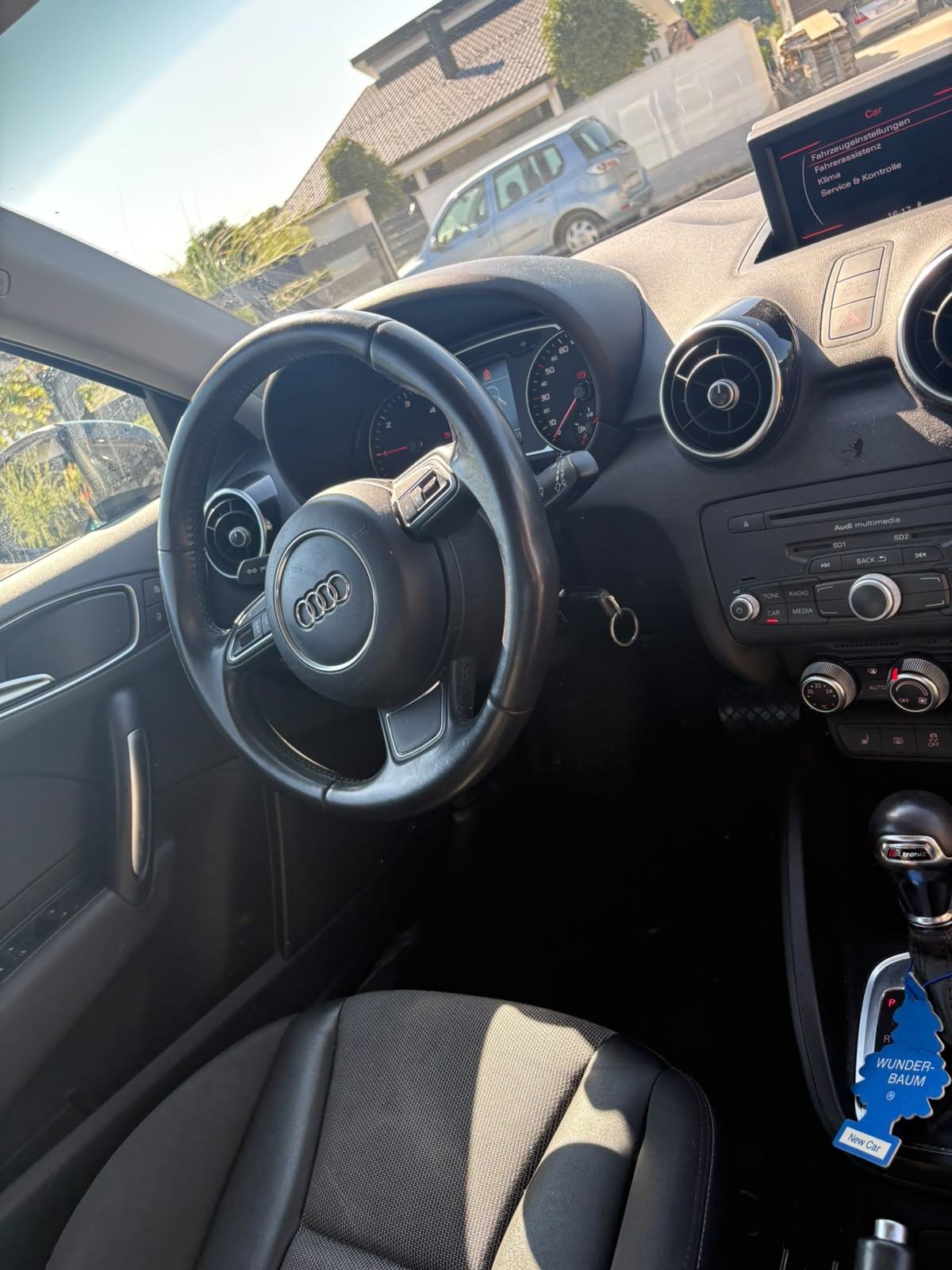 Audi A1 1,6 TDI S-tronic automatik, fotografija 9