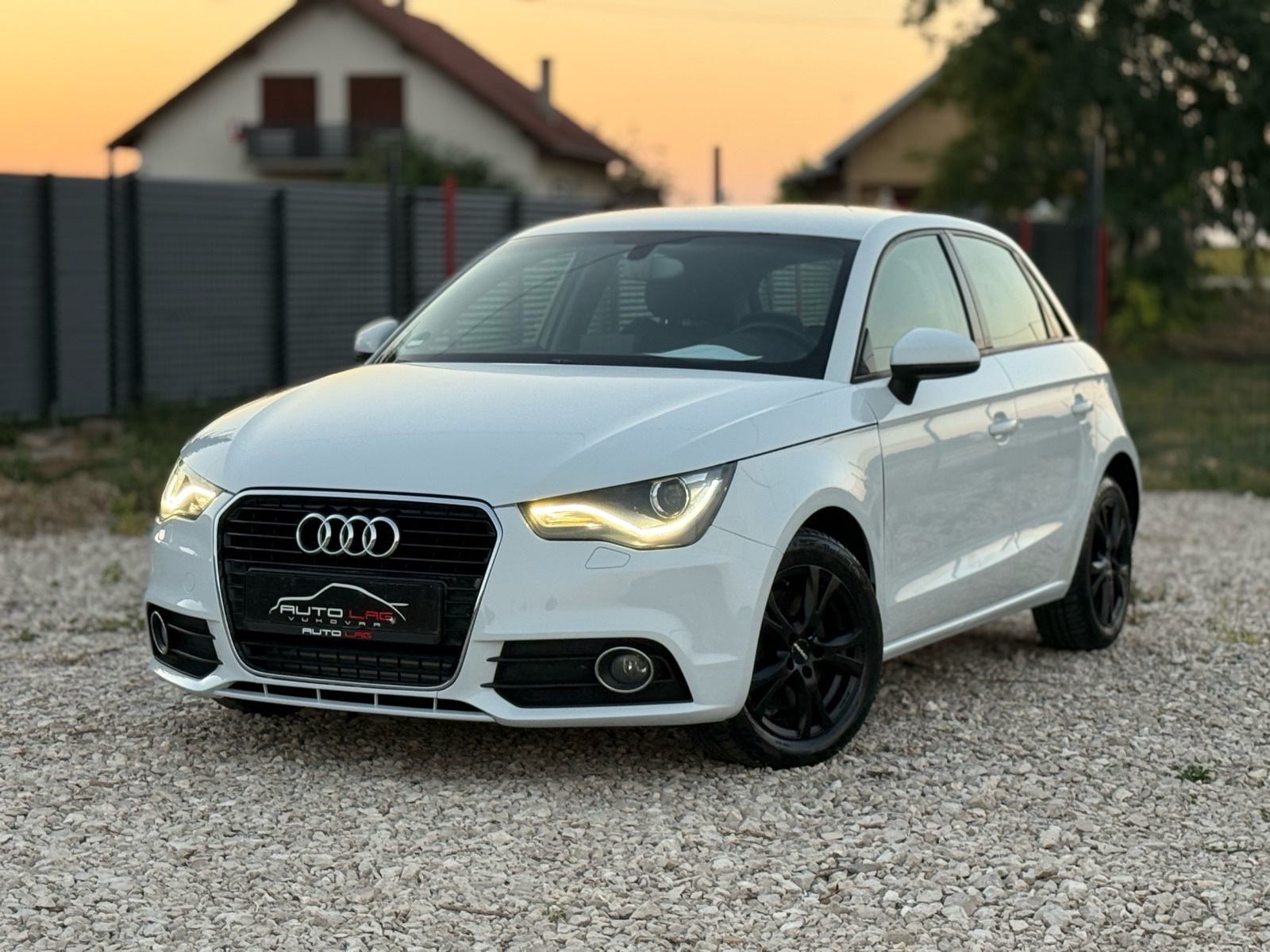 Audi A1 1,6 TDI * XENON * NOVE GUME *, fotografija 1